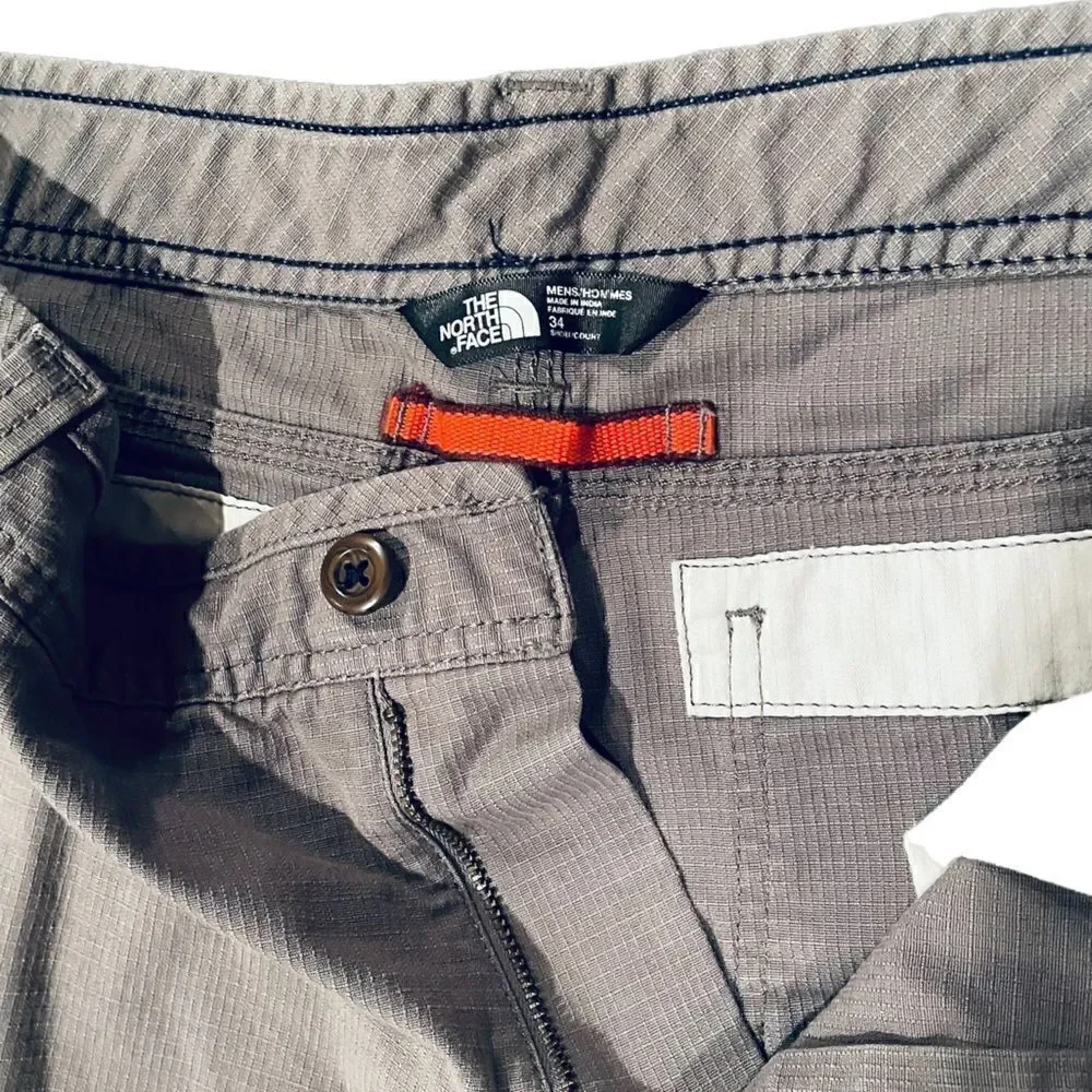 The North Face Grey Hiking Cargo Pants - Size 34 short